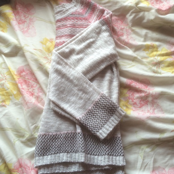 Sweater - Picture 2 of 2