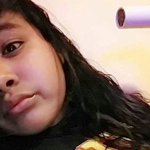 Meet your Posher, Perla