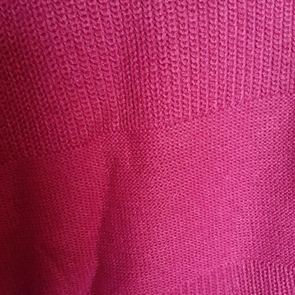 Sweater - Picture 3 of 3