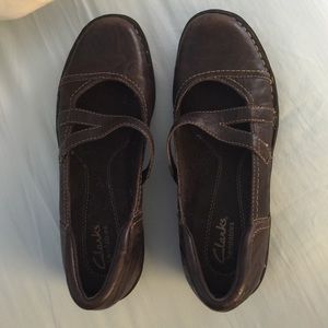 Clarks brown leather shoes. 8m
