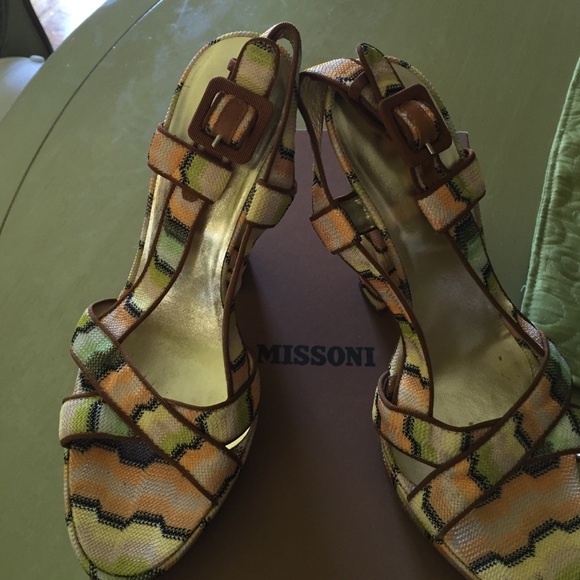 Brand name missoni shoe - Picture 1 of 3