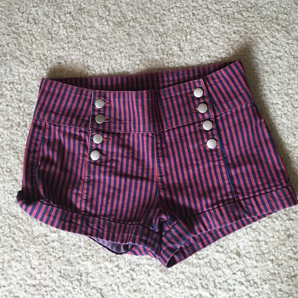 Forever 21 high wasted shorts - Picture 1 of 1