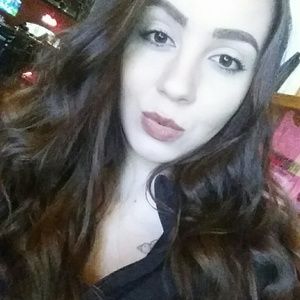 Meet your Posher, Monica