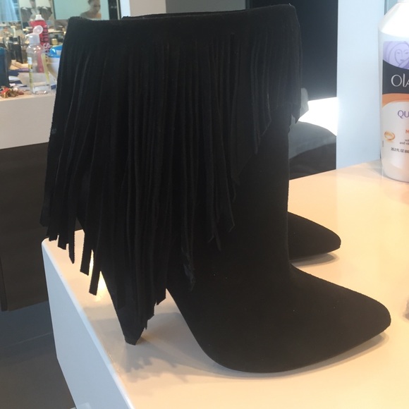 Steve Madden Shoes - Black Steve Madden booties