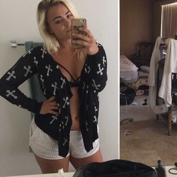 Cardigan cross!