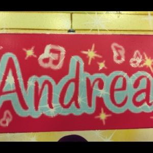 Meet your Posher, Andrea