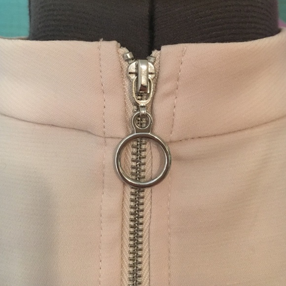 Light pink zippered crop top - Picture 4 of 4