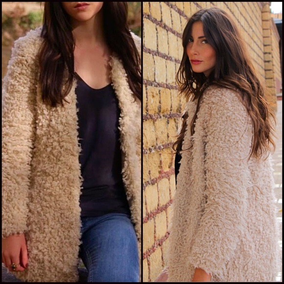 ❗1-HOUR SALE❗STEVE MADDEN COZY COAT - Picture 3 of 5