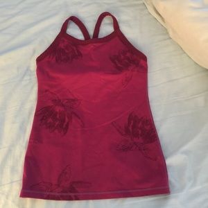 Lululemon y back tank. Sz 6?