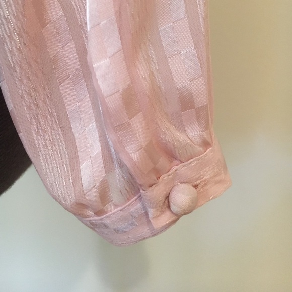 Sheer light pink blouse - Picture 4 of 4