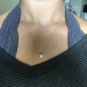 Daint DogEarred pearl necklace