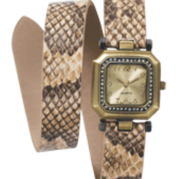 ***SOLD*** Faux Snakeskin Strap Double Wrap Watch - Picture 1 of 3