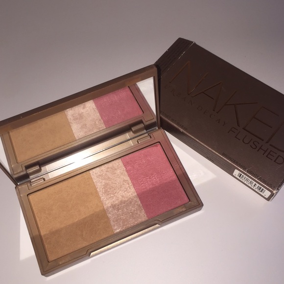 Urban Decay Naked Flushed Bronzer Blush Highlight