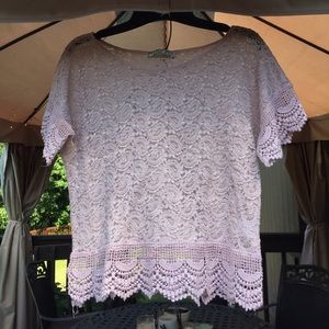 Light pink lace T