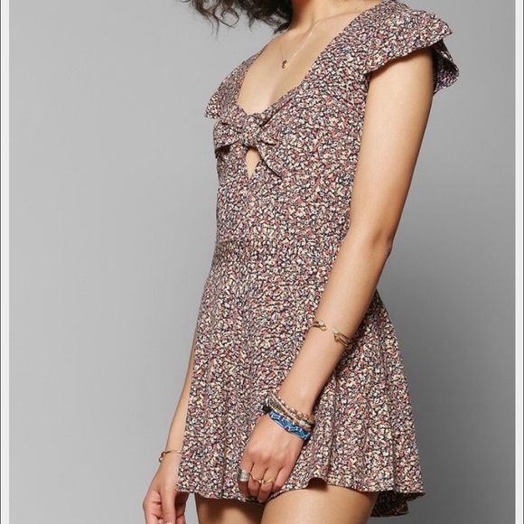 Kimchi blue from urban outfitters floral romper