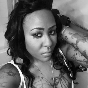 Meet your Posher, Tisha