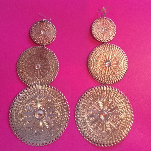 Long circle earrings.