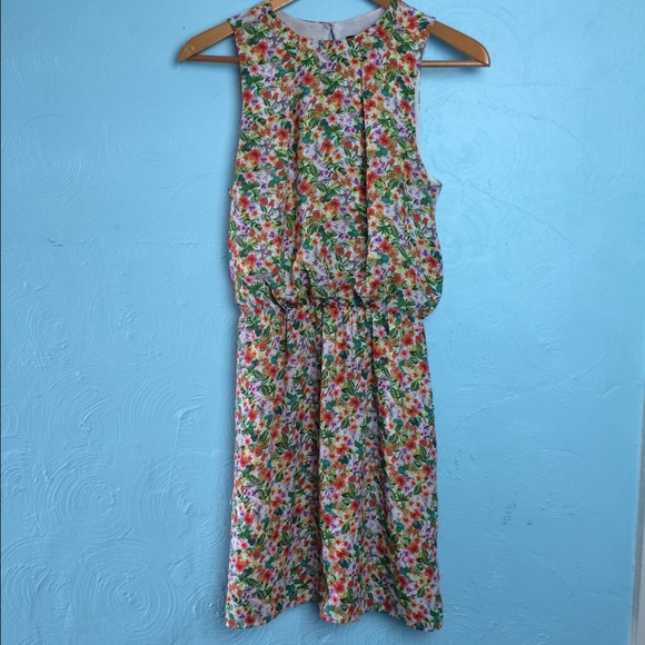 H&M Tropical print dress. Size 6