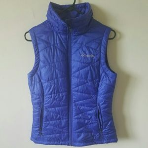 Never worn Columbia vest