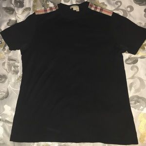 Mens burberry shirt. Size small.