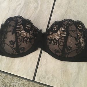 Strapless bra