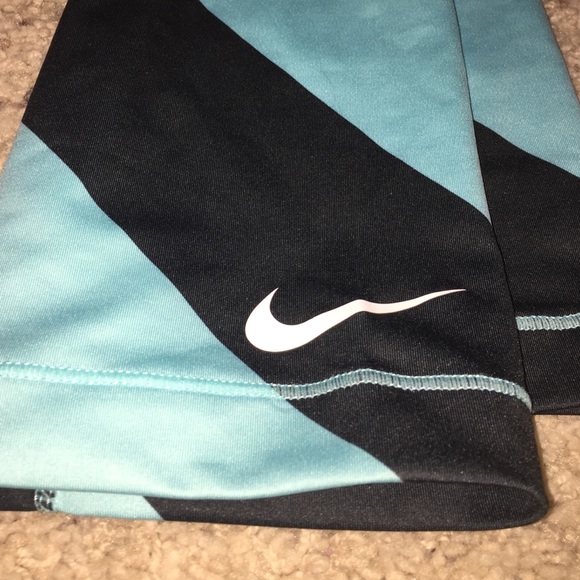Workout capris - Picture 2 of 4