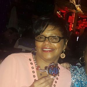 Meet your Posher, Joanne