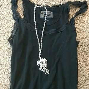 Rock and roll metallic chain crown pendant