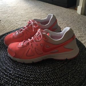 Nike  running shoes