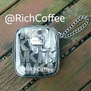 For cammy_couture!!! MK silver wristlet