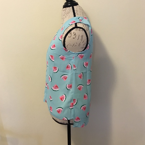 🍉ADORABLE summer watermelon sleeveless blouse. - Picture 5 of 5