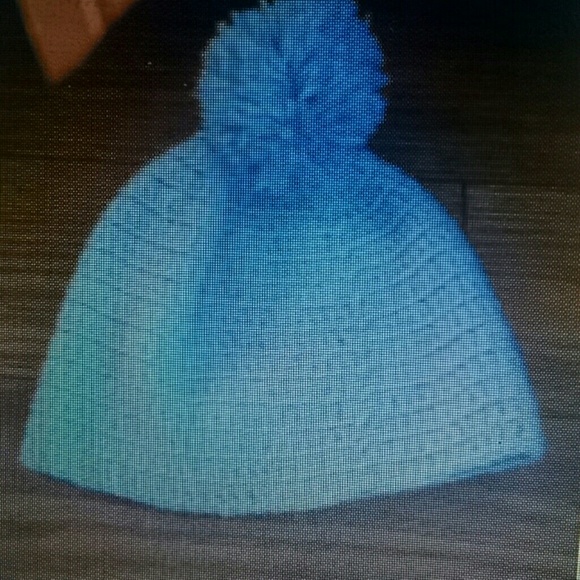 💄SOLD💄 Homemade Baby Blue Scarf & Hat Combo - Picture 2 of 4