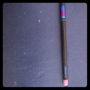 Mac lip liner in limited.
