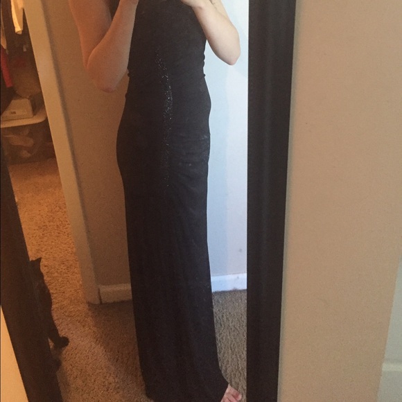 Laundry by Shelli Segal black dress with leg slit - Picture 2 of 4