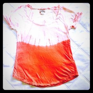Lucky brand coral tie dye tee shirt.