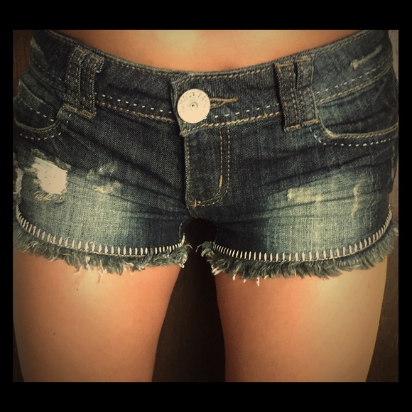 Almost famous jean shorts