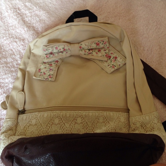Floral with bow back pack!! RESERVED FOR MWATSON
