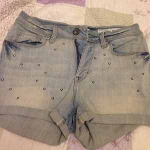 Bullhead high waisted shorts