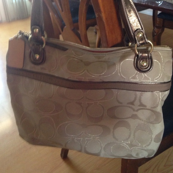 Coach Handbags - Coach purse