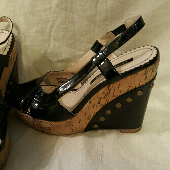 Shoes - Picture 2 of 4