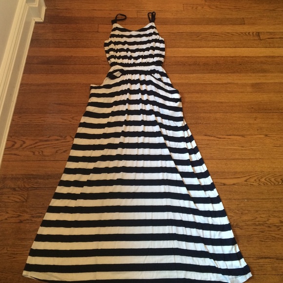Navy and white stripped maxi dress from the GAP