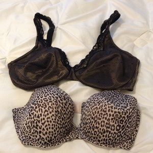 2 Victoria's Secret bras size 36 D