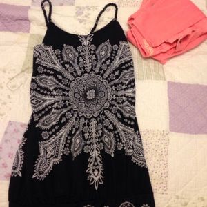 Nice dress tighter fitting bottom elastic