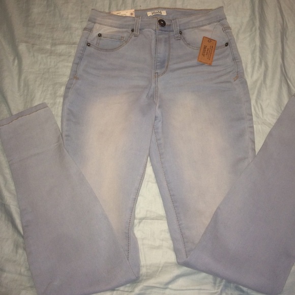 Light wash jeans