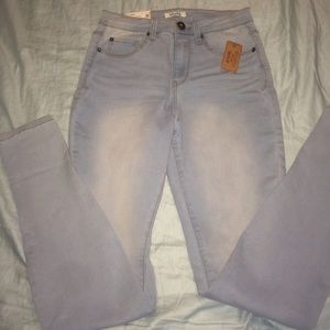 Light wash jeans