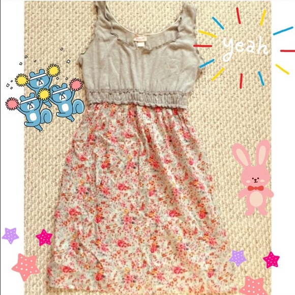 Dresses & Skirts - Summer flower dress