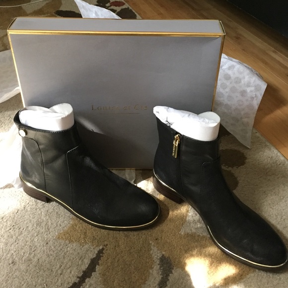 Black Leather Zip up Booties