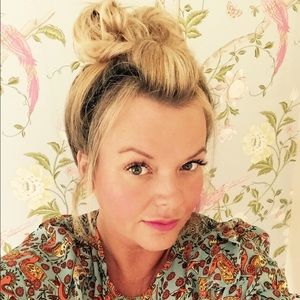 Meet your Posher, Tania