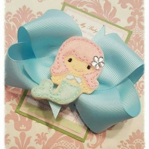 Mermaid hair bow