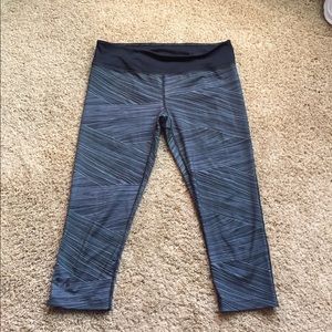 Under Armour workout crops